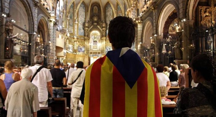 380-parrocos-catalanes-exigen-votar-el-1-o-el-evangelio-defiende-este-referendum-996x540.jpg
